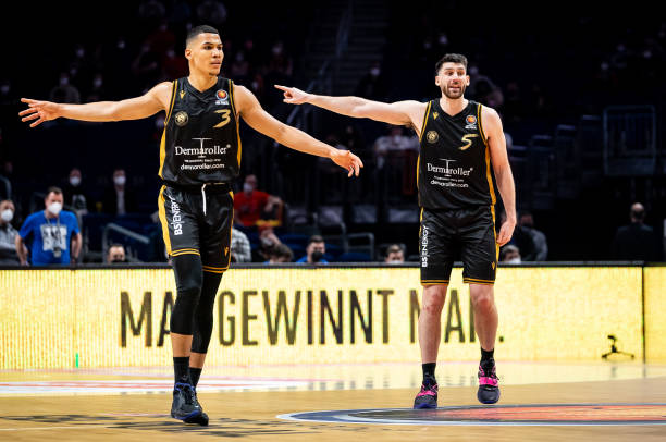 这背后正是 这背后正是